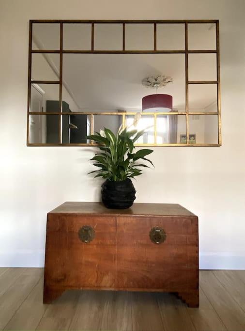Spacious 2 Bedroom In Maida Vale Appartamento *